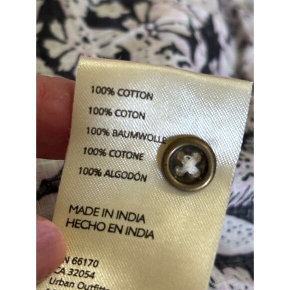 Anthropologie blue/white peasant top, romantic, cottagecore, floral, soft girl - Picture 6 of 6